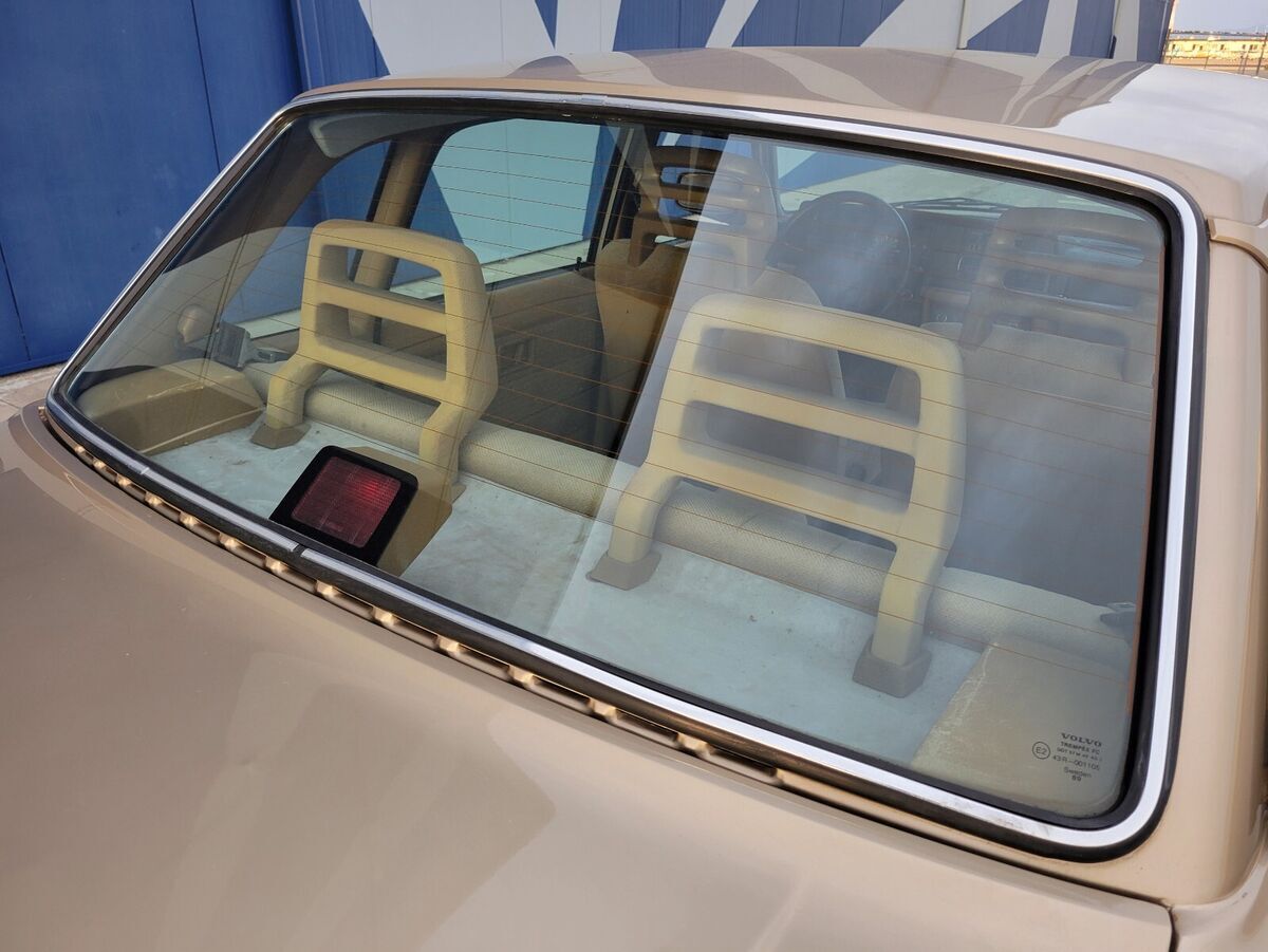 1990 Volvo 240 - photo 11