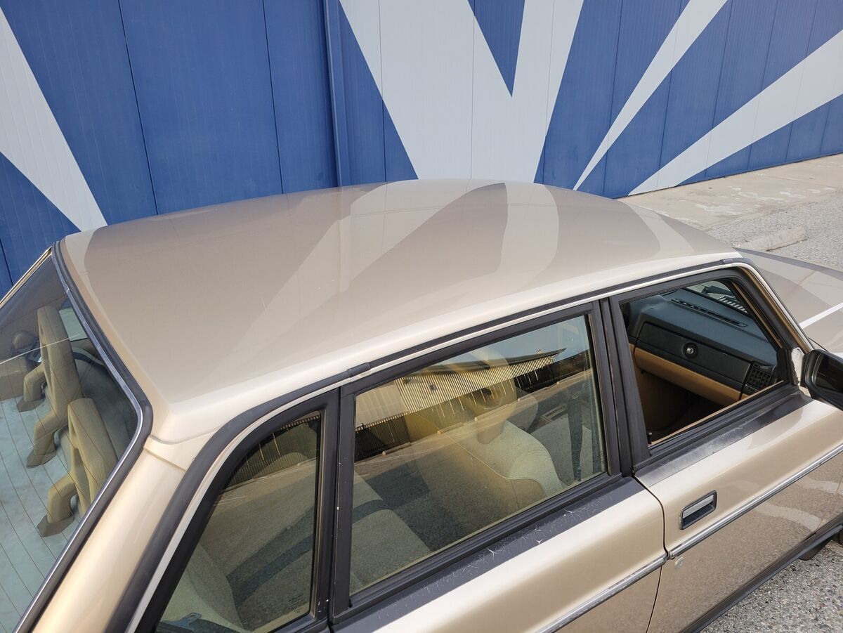 1990 Volvo 240 - photo 12