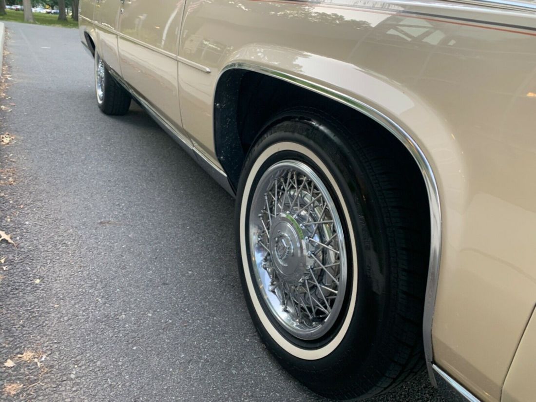1985 Cadillac Fleetwood - photo 9
