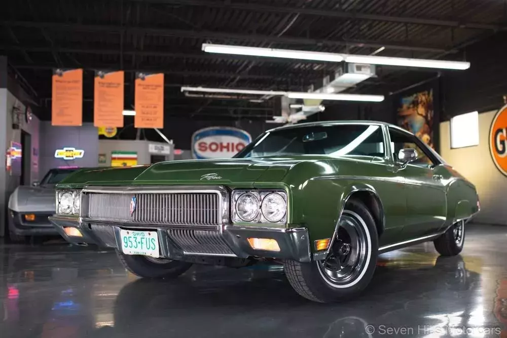 EXTRA CLEAN, Single Family Owned, SURVIVOR, Emerald Mist/Green, PRICED TO SELL 1970 Buick Riviera EXCELLENT CONDITION