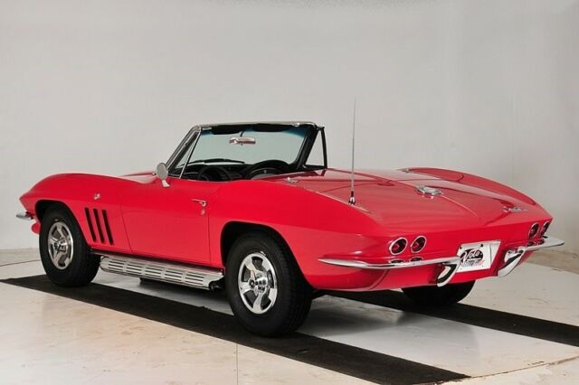 1965 Chevrolet Corvette -- - photo 3