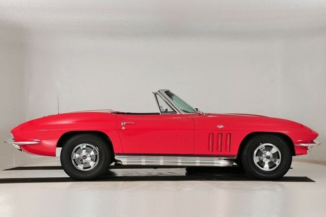 1965 Chevrolet Corvette -- - photo 4