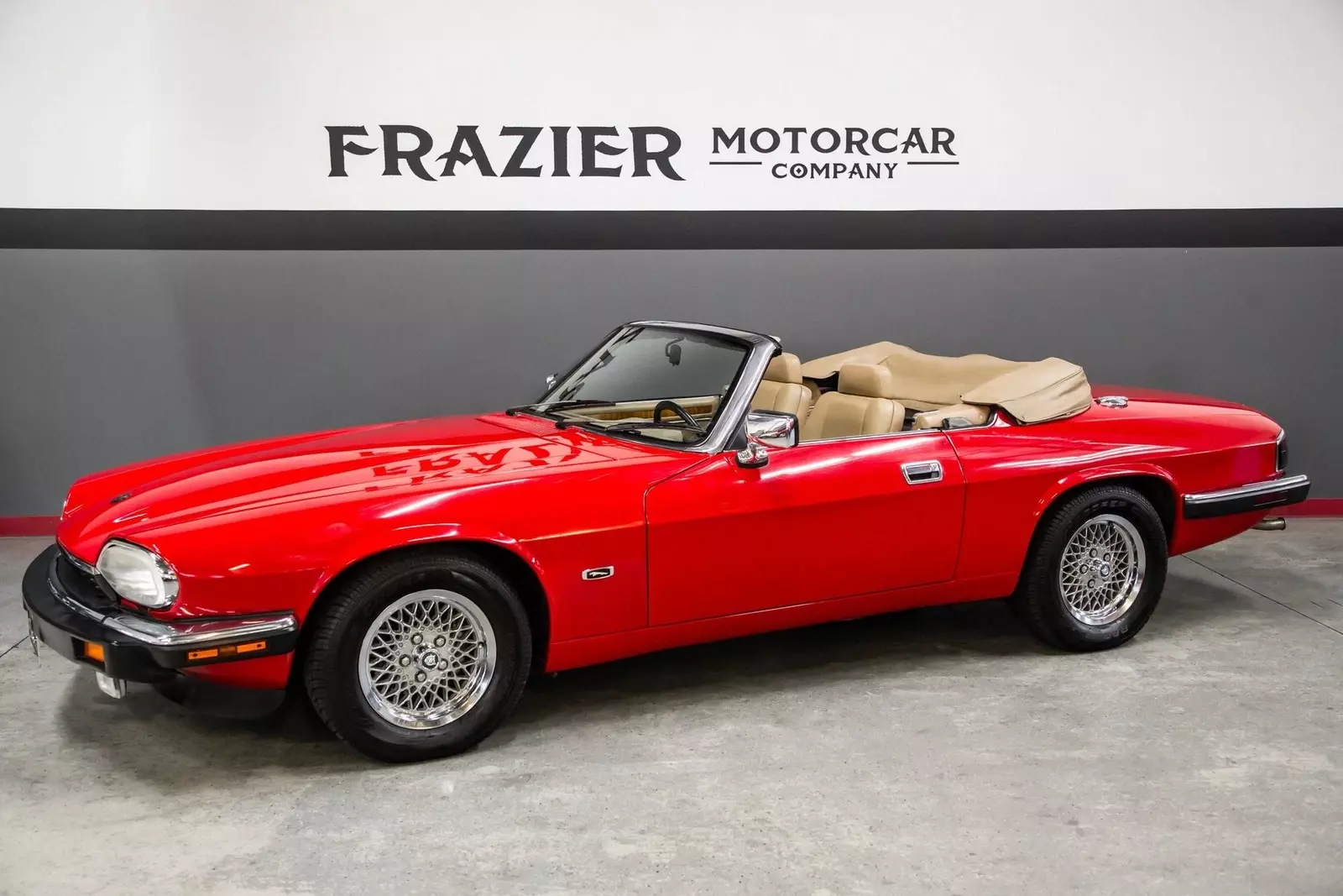 EXTRAODINARY CONDITION 40038 mile 4.0 6 cyl RED/TAN XJS convertible 1993 Jaguar 40,000 mile 6 cyl XJS