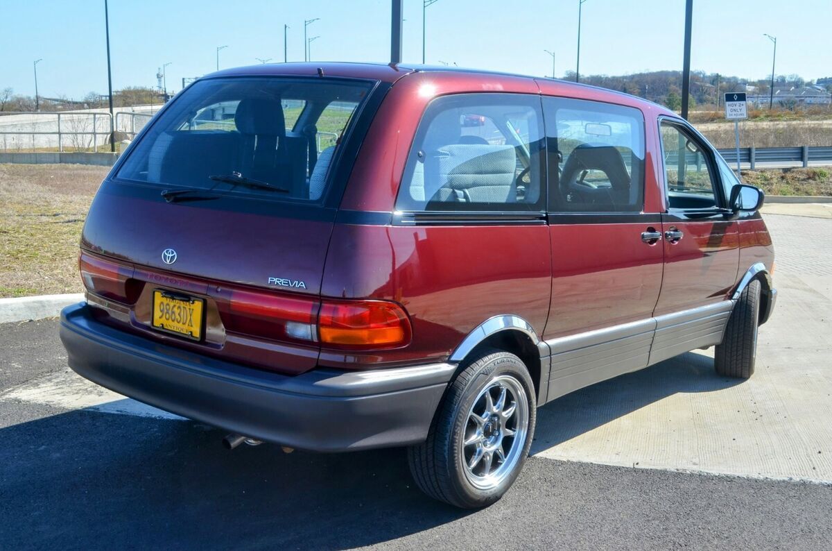 1993 Toyota Previa DX - photo 6