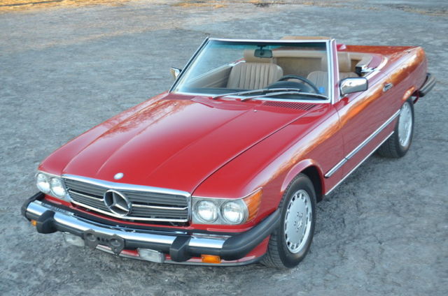 EXTRAORDINARY 2 OWNER WELL SERVICED 560SL ROADSTER 1987 Mercedes-Benz SL-Class Base Convertible 2-Door