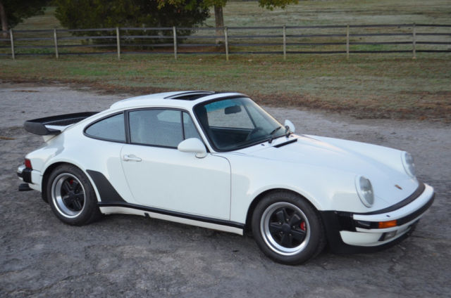 1986 Porsche 930 Carrera TURBO with full records books manuals COA - photo 7