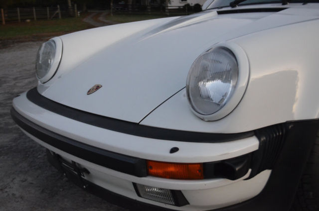1986 Porsche 930 Carrera TURBO with full records books manuals COA - photo 9