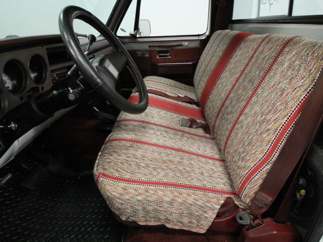 1985 Chevrolet Silverado 1500 4X4 - photo 3