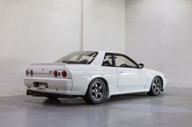 1993 Nissan Skyline GT-R - photo 6