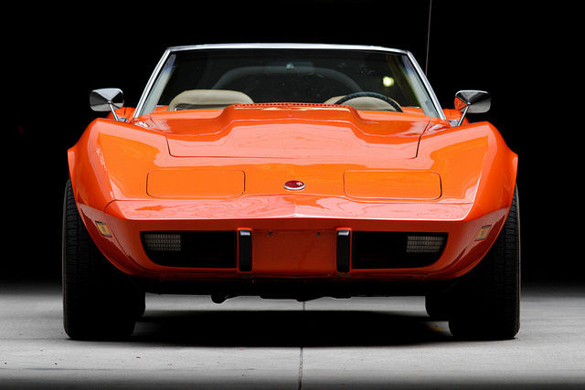 1975 Chevrolet Corvette convertible - photo 2