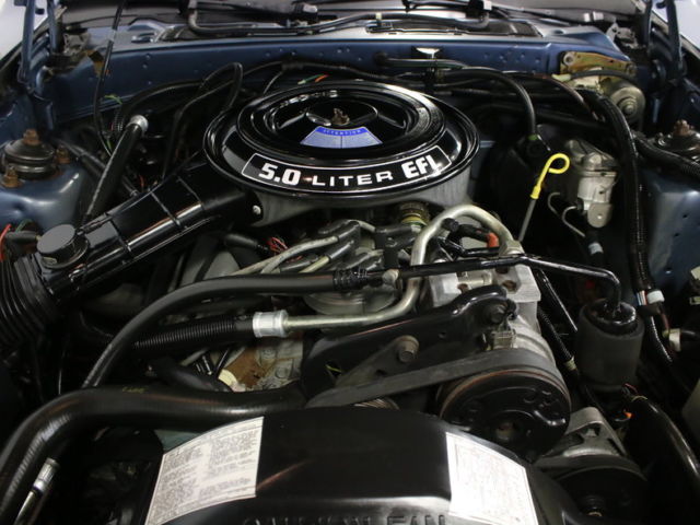 1985 Ford Thunderbird 30th Anniversary Edition - photo 3