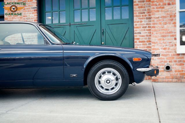 1976 Jaguar XJ12 - Beautiful and Hard to Find V12 5.3 Coupe - photo 9