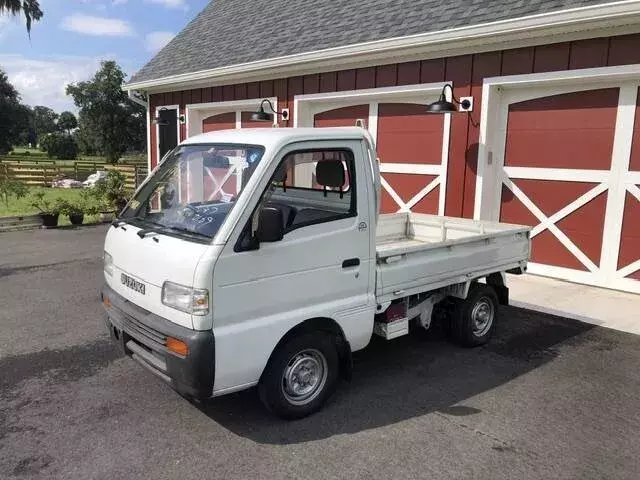 Extremely low mileage KEI truck in spectacular condition, 2WD, 5 speed 1994 Suzuki CARRY