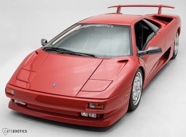 EXTREMELY Low Miles - Two Owners - ORIGINAL Documentation - New Clutch 1991 Lamborghini Diablo