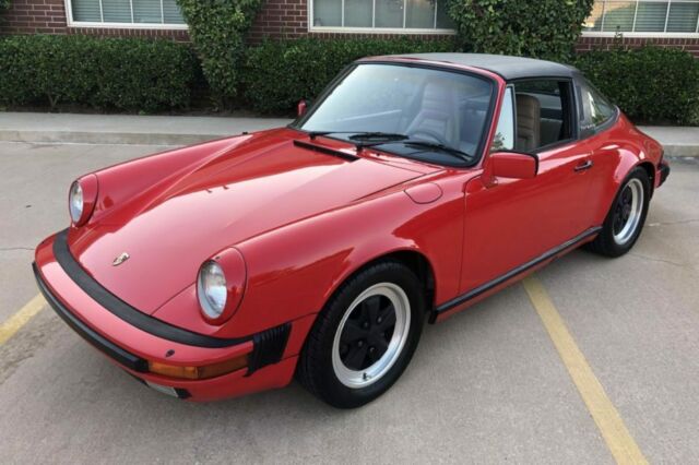Extremely nice low mileage nice driver quality 911 Targa. Hard to find like this 1984 Porsche 911 Carerra Targa