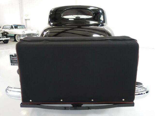 1937 Packard Super Eight Coupe - photo 4
