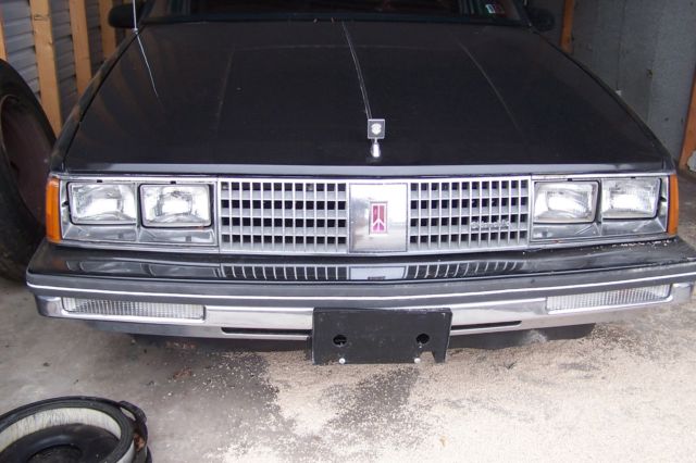 Extremely rare 4.3 Diesel (not the dreaded 5.8) only 53,000 miles. Spectacular! 1985 Oldsmobile Ninety-Eight
