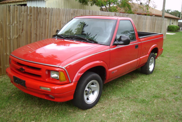 1994 Chevrolet S-10 - photo 2