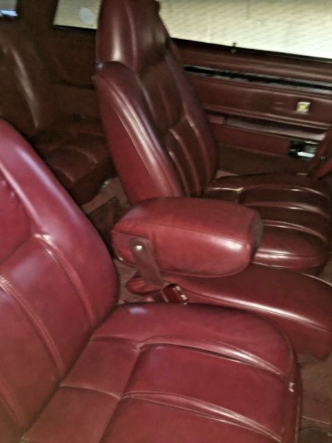 1980 Chrysler Cordoba LS Barn Find Extremely Rare - photo 12