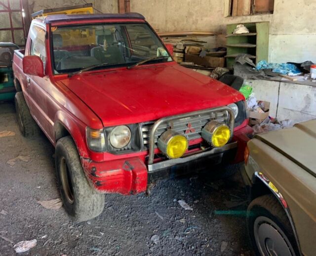 1991 Mitsubishi Montero - photo 3