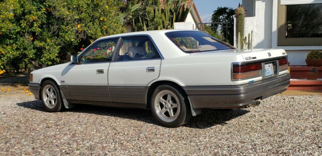 1986 Mazda Luce Turbo Rotary Sedan - photo 4