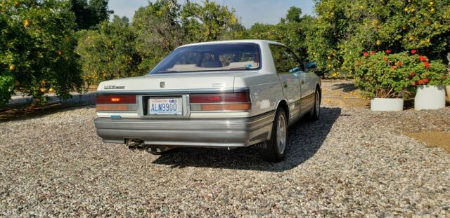 1986 Mazda Luce Turbo Rotary Sedan - photo 6