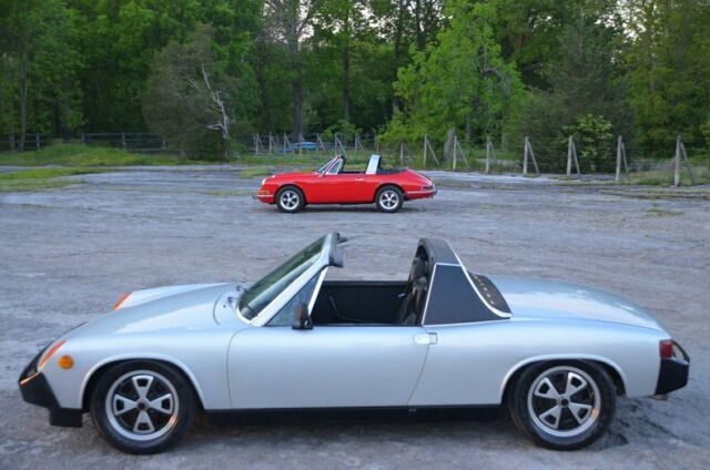 EXTREMELY STRONG SOLID DRIVING 2.0 SILVER LAST YEAR 914 1976 Porsche 914 2.0
