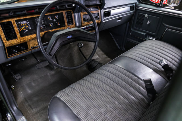 1985 Ford F-250 - photo 3