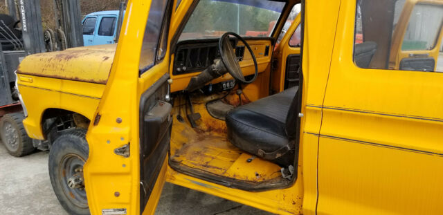 1977 Ford F-250 Custom - photo 11