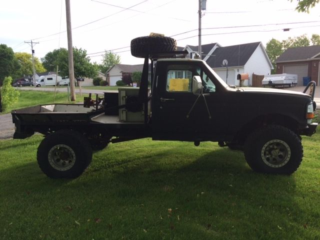 F-350 Ford Truck 4X4 1976 460 Big Block Engine 150 miles - flat bed goose hitch 1992 Ford F-350
