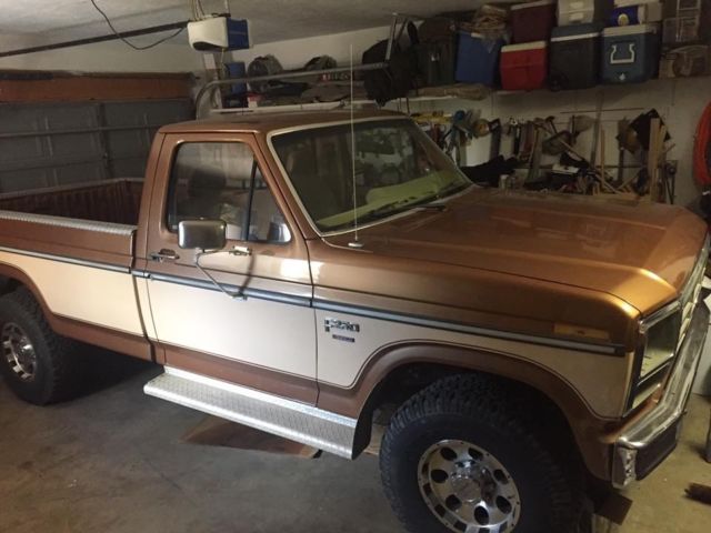 F250 XL Explorer 460ci (7.5L) 4x4 1985 Ford F-250 XL
