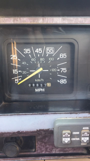 1985 Ford F-250 XL - photo 9