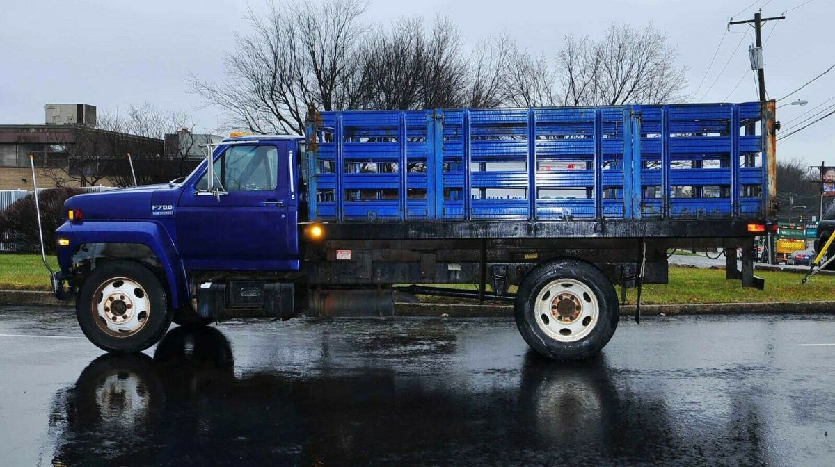 F700 Turbo Diesel Stake Body Dump Truck Runs Great 14 Foot Reliable Automatic 1993 Ford F700 Dump truck
