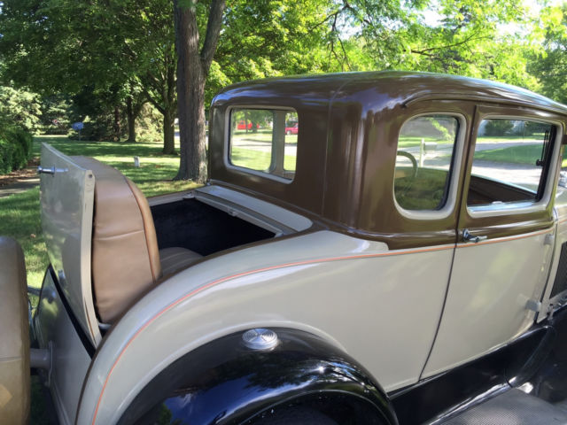 1930 Ford Model A - photo 3
