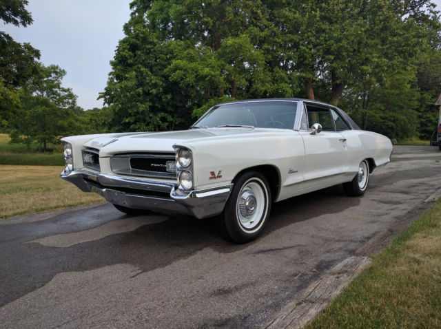 1966 Pontiac parisenne