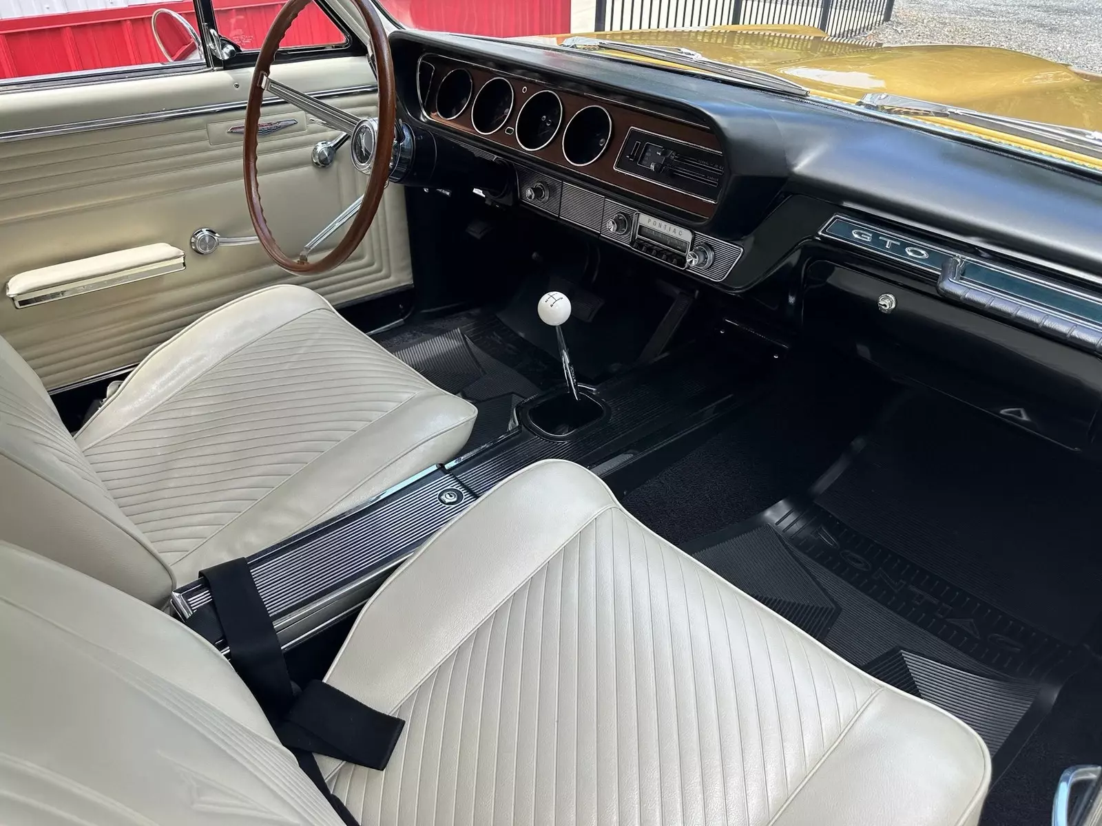 1965 Pontiac GTO Factory 3x2 Tri Power 389 GTO Convertible Rare Tiger Gold - photo 4