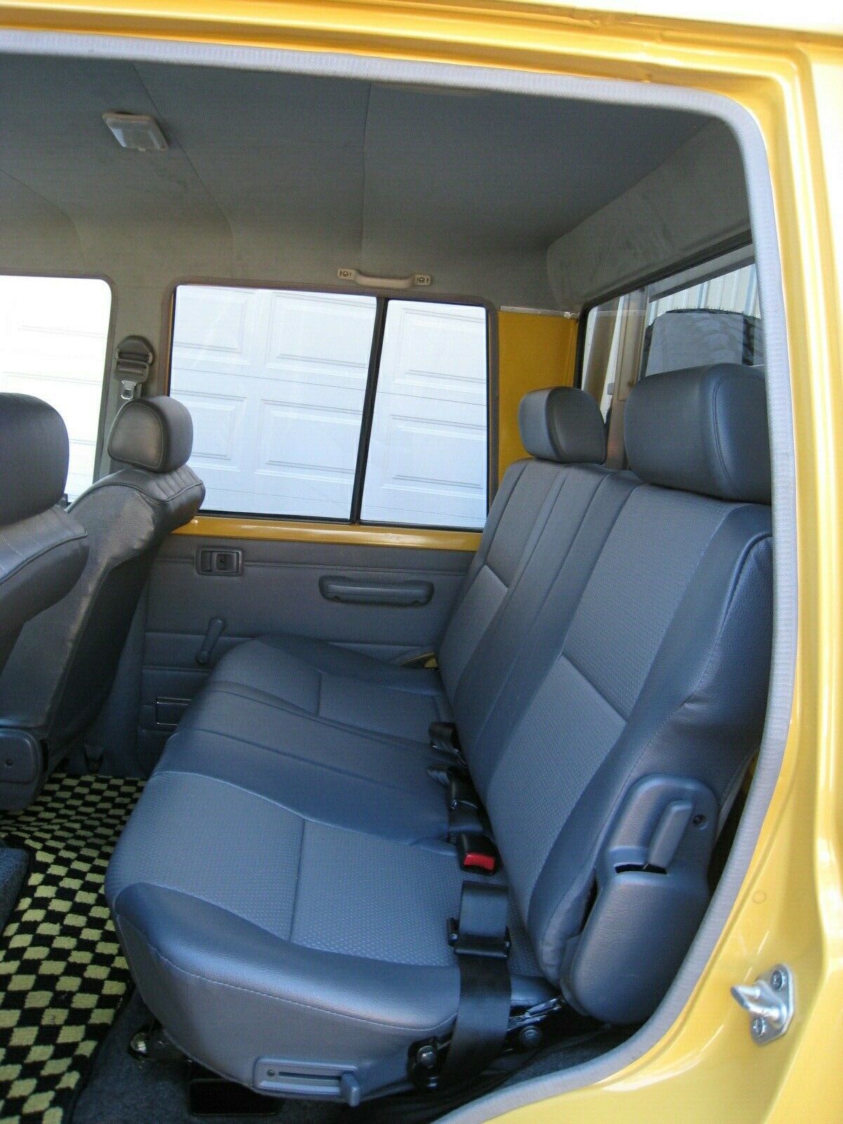 1993 Toyota Land Cruiser - photo 11