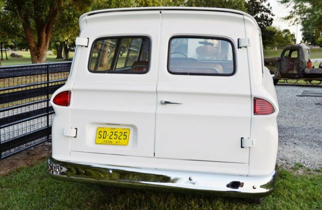 1964 GMC Suburban - photo 3