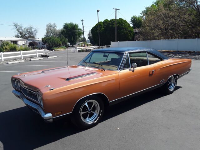 Factory AC AT 440 numbers matching LOW MILES!!!!! 1969 Plymouth GTX