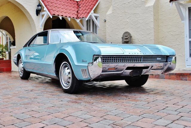 1967 Oldsmobile Toronado Absolutely Pristine Rocket 425/385hp V8 Auto - photo 4