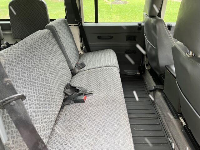 1993 Land Rover Defender - photo 12