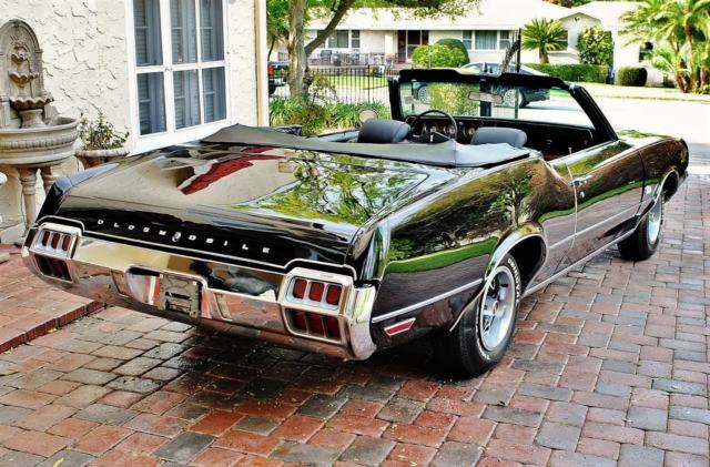 Factory Air Conditioning Power Steering & Brakes stunning convertible 1972 Oldsmobile Cutlass Supreme Convertible Stunning Triple Black