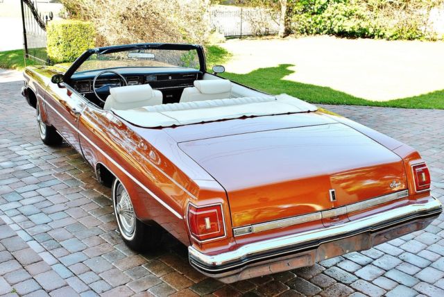 1975 Oldsmobile Eighty-Eight Delta Royale Convertible Believed to be 24k Miles - photo 4