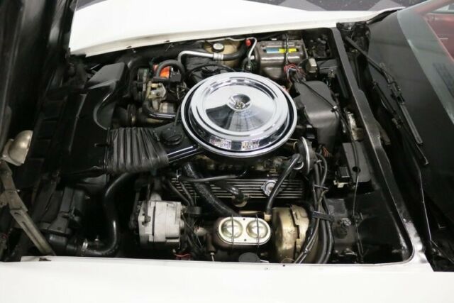 1981 Chevrolet Corvette -- - photo 4