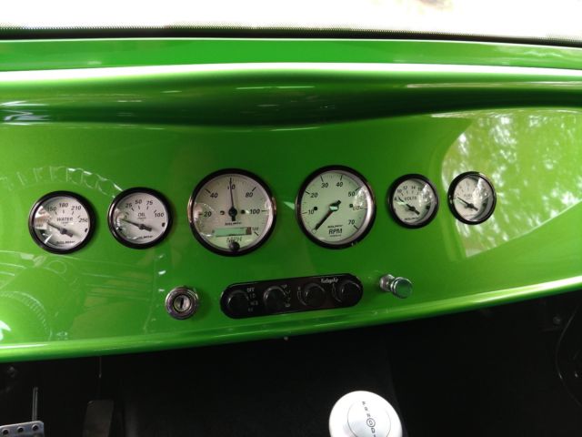 1933 Ford HOT ROD - FACTORY 5 KIT CAR - photo 8