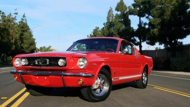 1965 Ford Mustang - photo 2