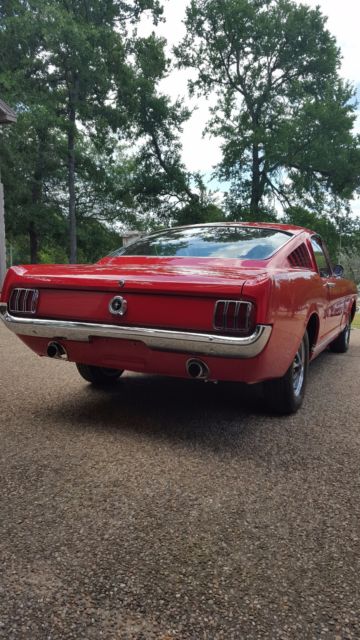 1965 Ford Mustang Fastback GT, Pony Interior, A/C - photo 5