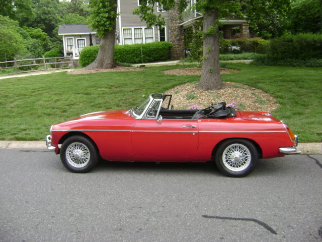 Factory Overdrive - Wire Wheels - Massive Amount Of Work Just Completed 1971 MG MGB Conv