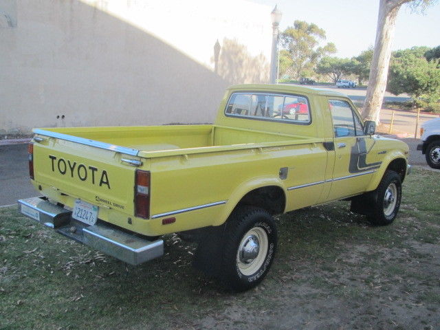 1980 Toyota Longbed Pickup 4X4 Hilux - photo 5