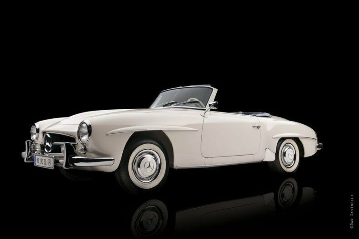 factory white (DB050) Mercedes-Benz 190SL with 32,000 Miles available now! 1961 Mercedes-Benz 190-Series
